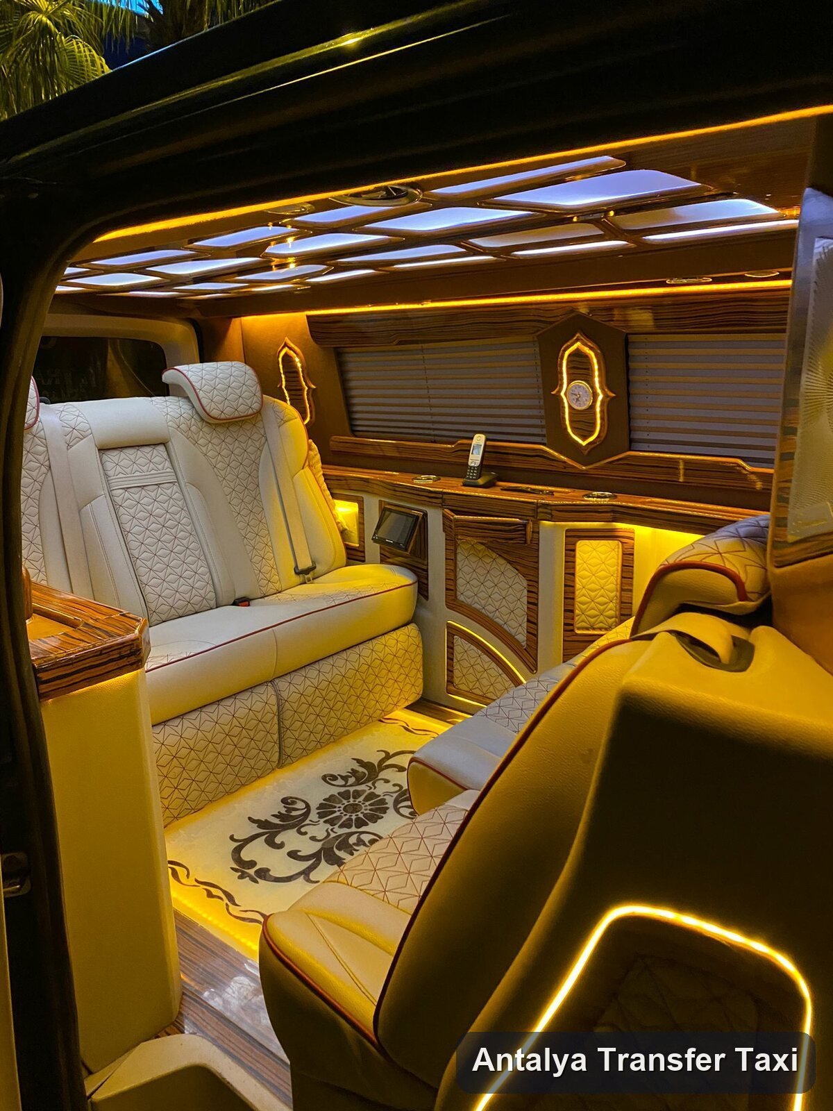 VIP Vito cuero de lujo — Antalya Transfer Taxi